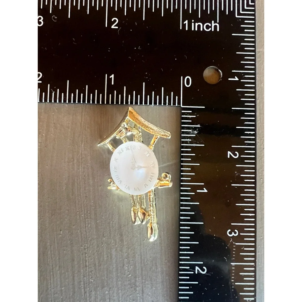 Cuckoo Clock Brooch Vintage Whimsical Pin Pendulum Retro Kitschy Charming Quirky